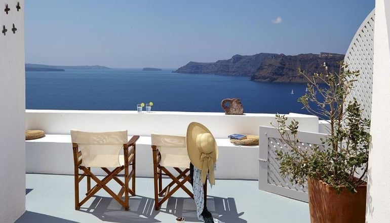 4* Ducato di Oia Santorini