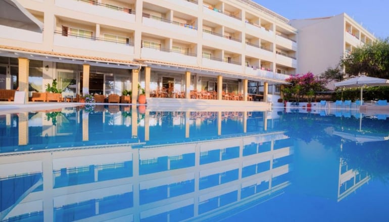 4* Elea Beach Hotel