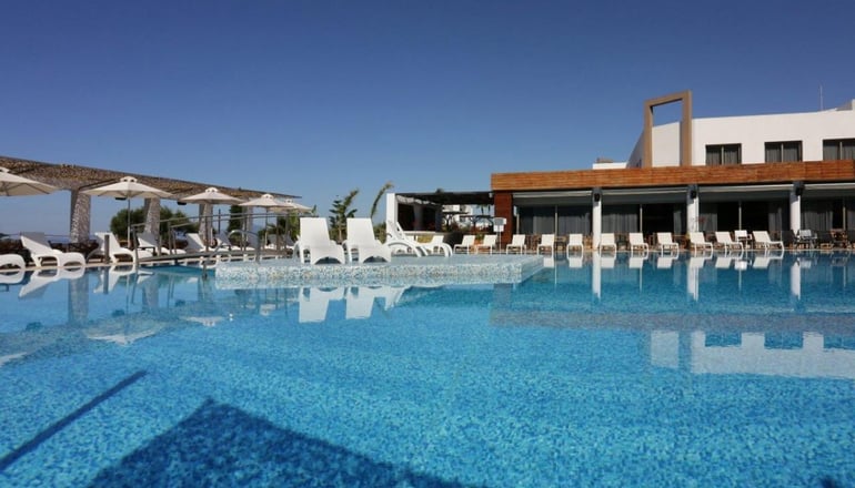 4* Elite City Resort