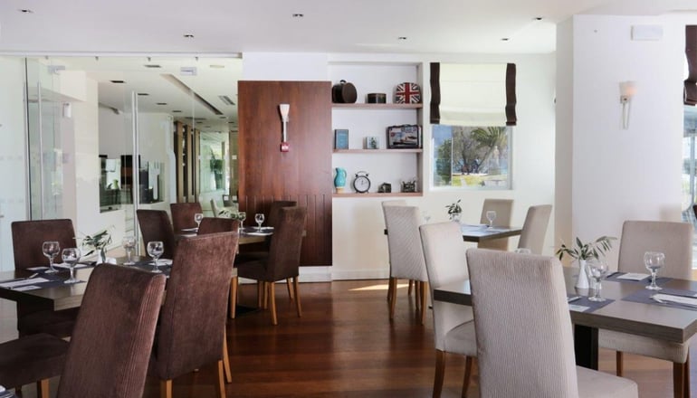 4* Elite City Resort