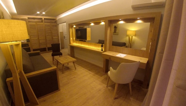 4* Elmi Suites Beach Hotel - Χερσόνησος, Κρήτη