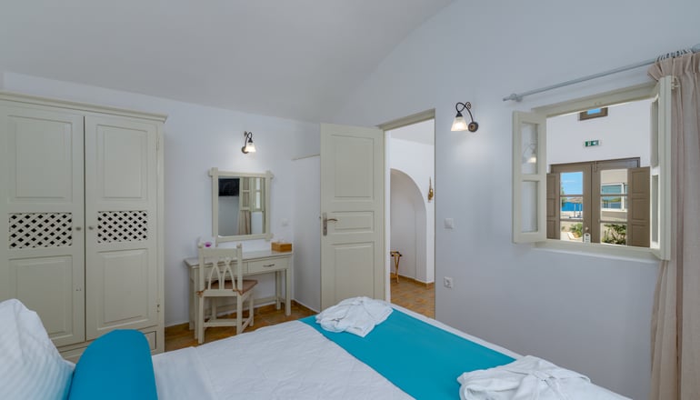 4* En Plo Boutique Suites - Οία, Σαντορίνη