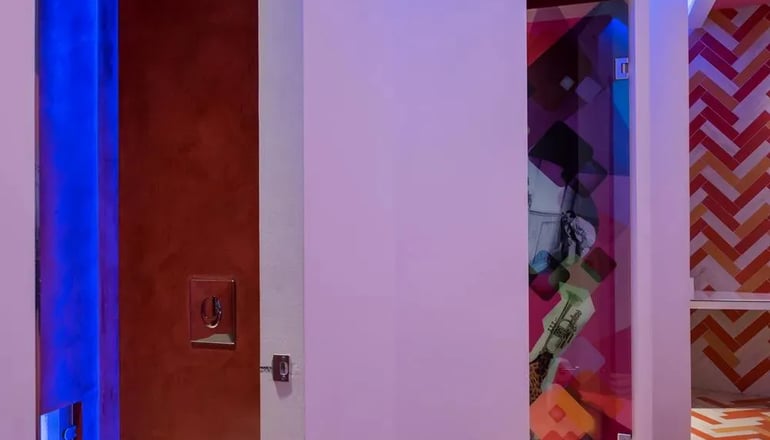 4* Essence Living Exclusive Hotel