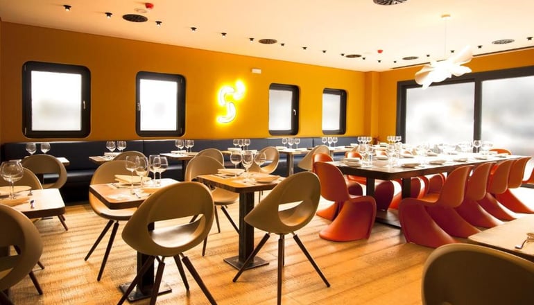 4* Essence Living Exclusive Hotel