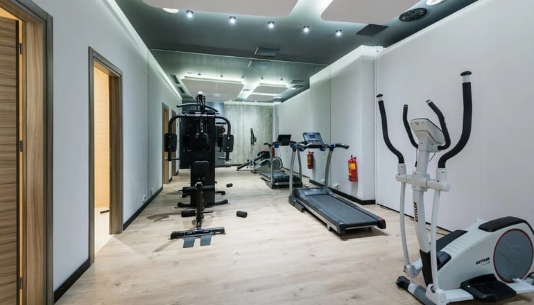 4* Essence Living Exclusive Hotel