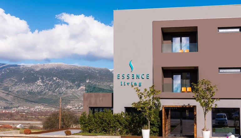 4* Essence Living Exclusive Hotel