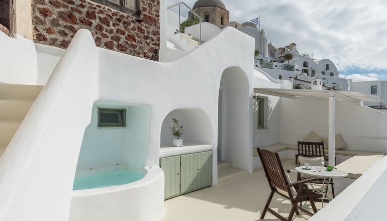 4* Fanari Villas Santorini