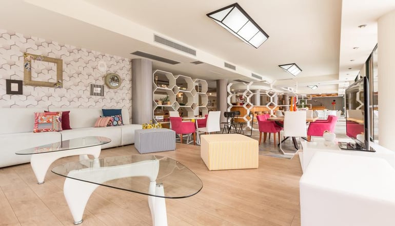 4* Flisvos Royal Hotel