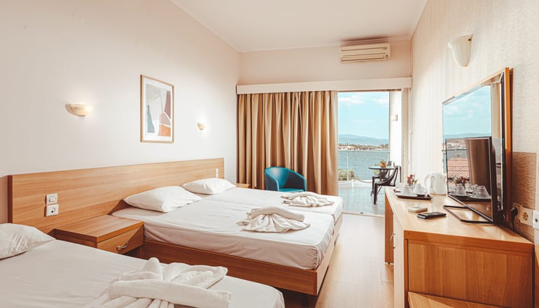 4* Florida Blue Bay