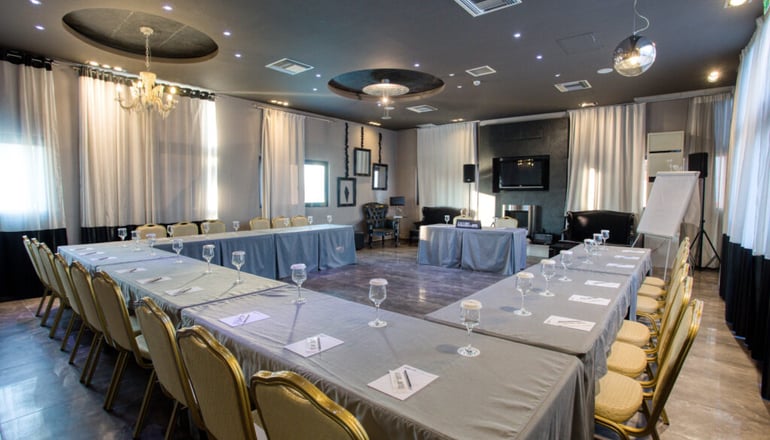 4* Gallery Art Hotel