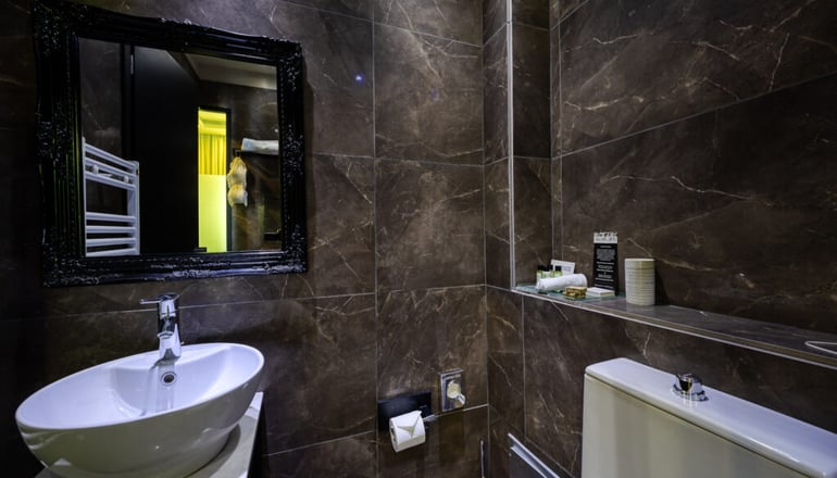 4* Gallery Art Hotel