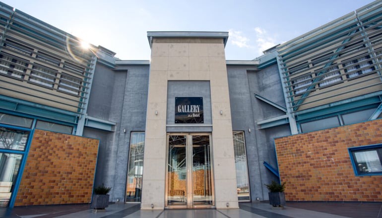 4* Gallery Art Hotel