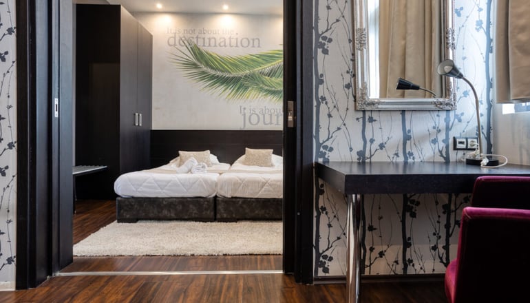 4* Gallery Art Hotel