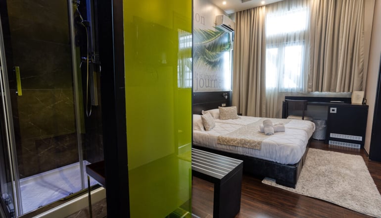 4* Gallery Art Hotel