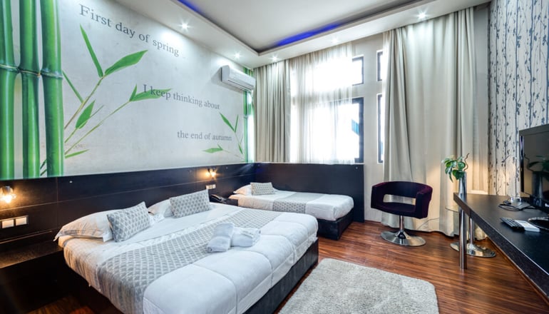 4* Gallery Art Hotel