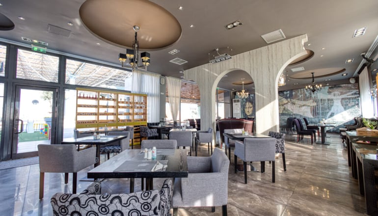 4* Gallery Art Hotel