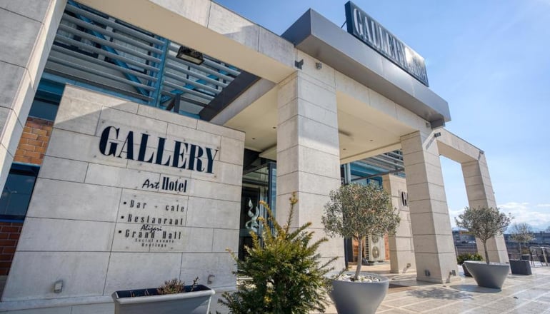 4* Gallery Art Hotel