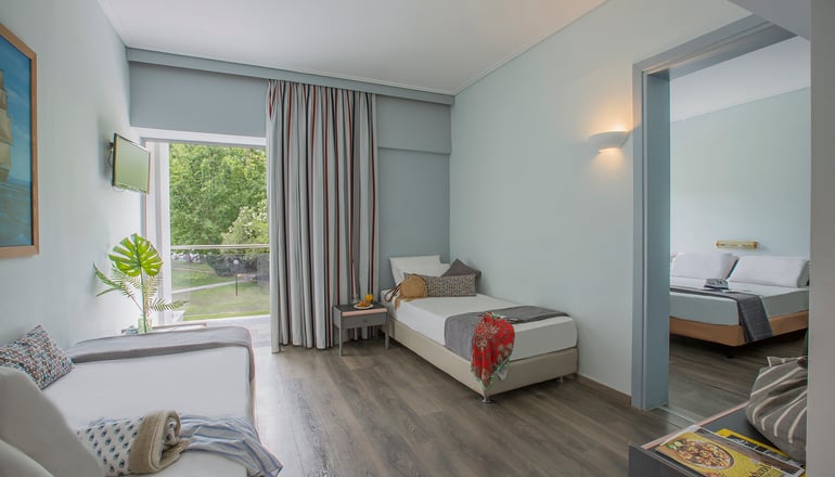 4* Golden Coast Hotel & Bungalows - Νέα Μάκρη