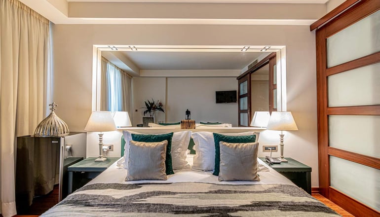 4* Golden Suites & Spa