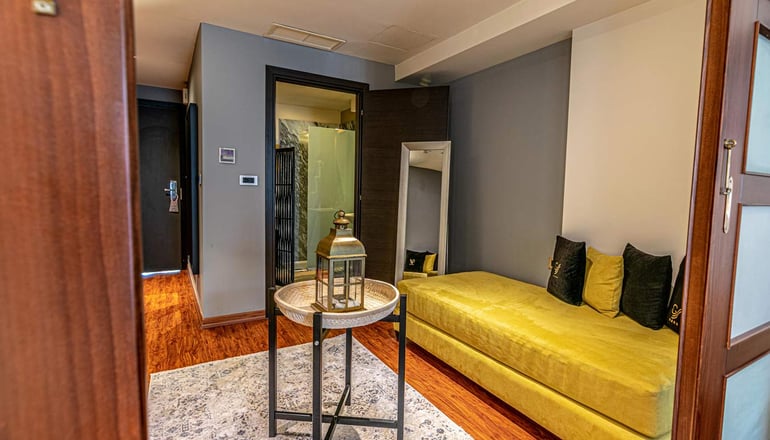 4* Golden Suites & Spa