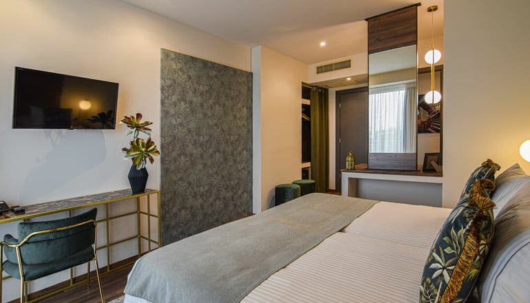 4* Golden Suites & Spa