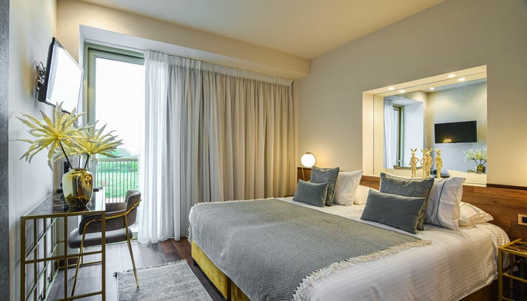 4* Golden Suites & Spa