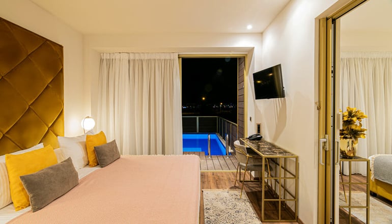 4* Golden Suites & Spa