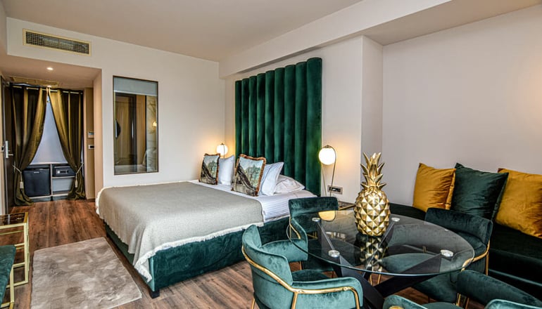 4* Golden Suites & Spa