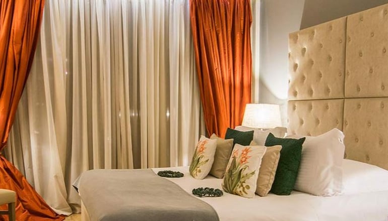 4* Golden Suites & Spa