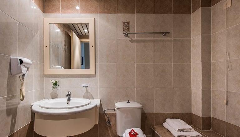 4* Golden Sun Hotel
