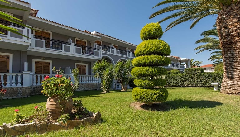 4* Golden Sun Hotel