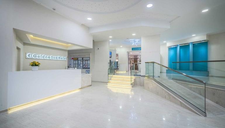 4* Golden Sun Hotel