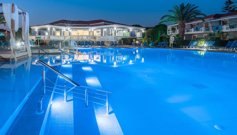 4* Golden Sun Hotel