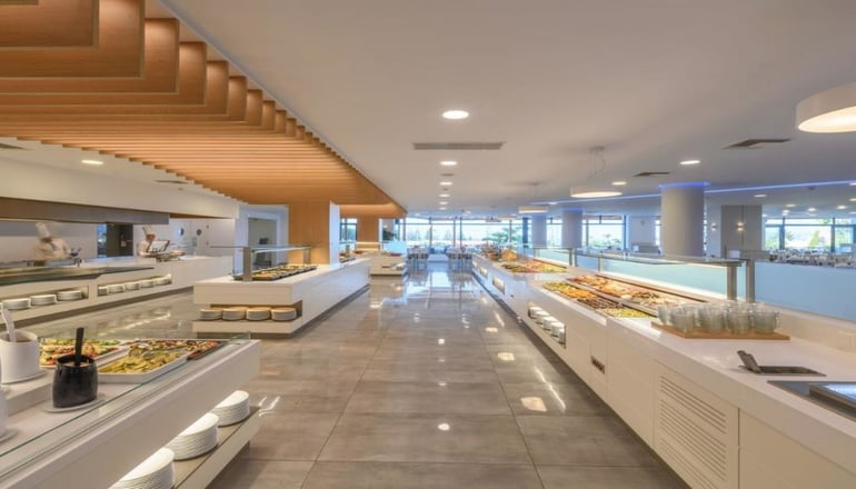 4* Grand Hotel Holiday Resort