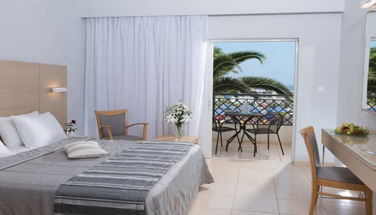 4* Grand Hotel Holiday Resort