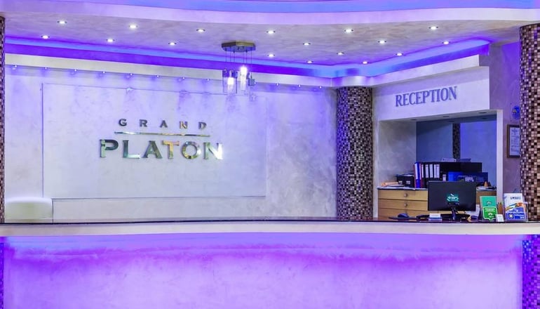 4* Grand Platon Hotel