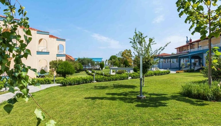 4* Grand Platon Hotel