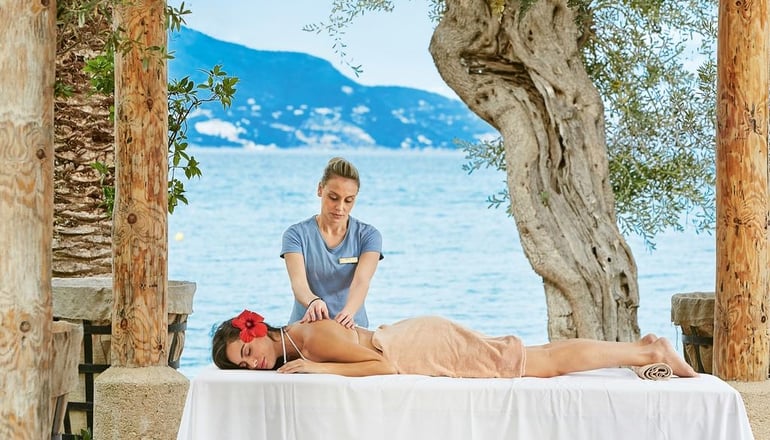 4* Grecotel Lux.Me Daphnila Bay Dassia