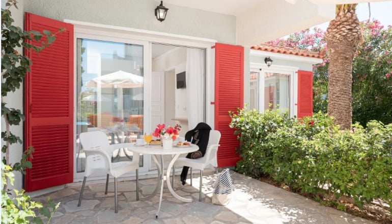 4* Hydrele Beach Hotel