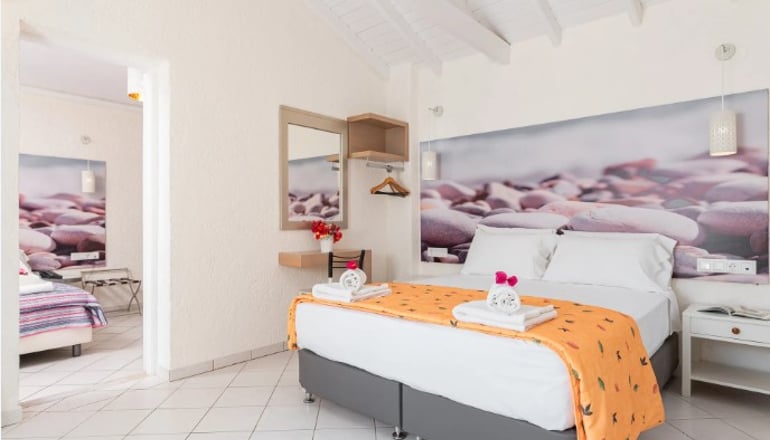 4* Hydrele Beach Hotel