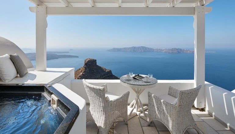 4* Iliovasilema Suites - Ημεροβίγλι, Σαντορίνη