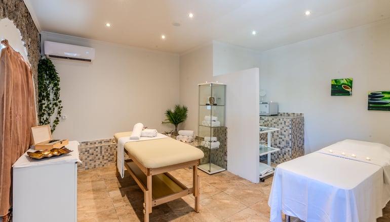 4* Iolida Corfu Resort & Spa