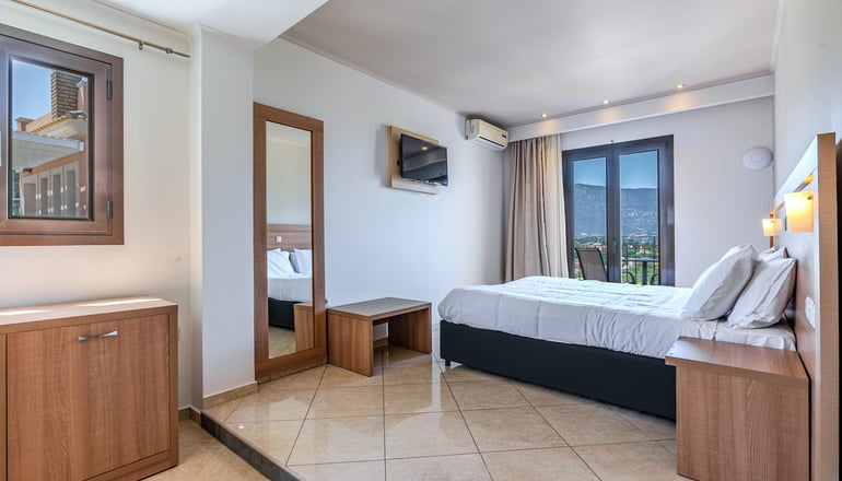 4* Iolida Corfu Resort & Spa