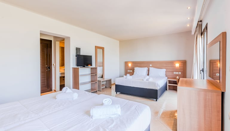 4* Iolida Corfu Resort & Spa