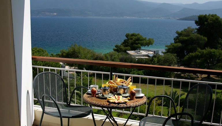 4* Kalamaki Beach Hotel