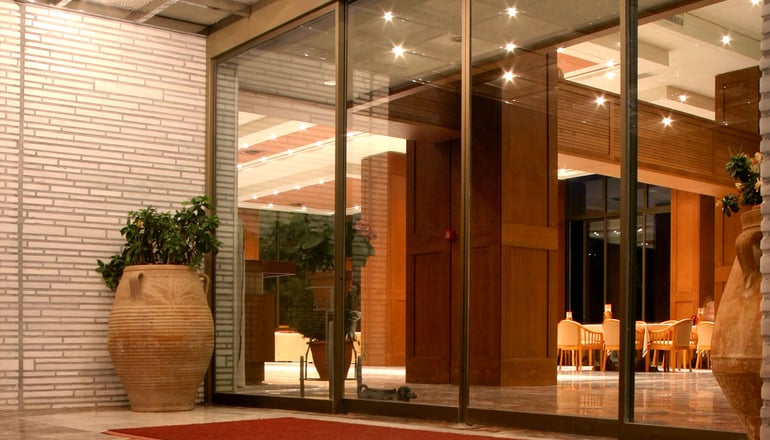 4* Kalamaki Beach Hotel