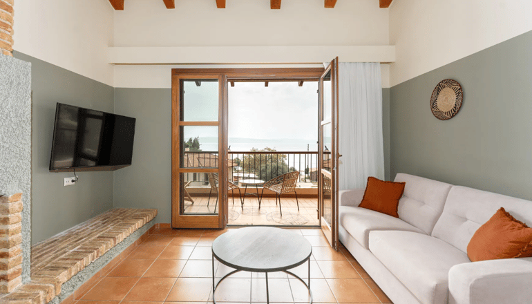 4* Kaminos Resort by Nin & Bau - Λίμνη, Εύβοια