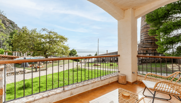 4* Kaminos Resort by Nin & Bau - Λίμνη, Εύβοια