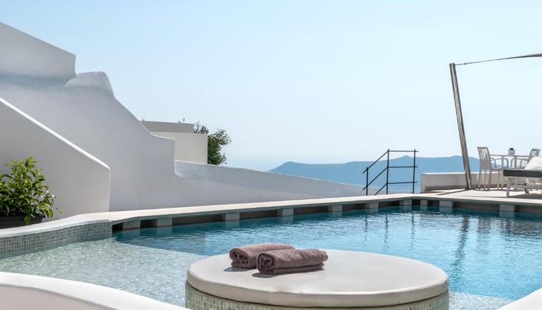 4* Kasimatis by La Perla