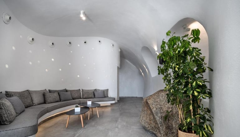 4* Kasimatis by La Perla